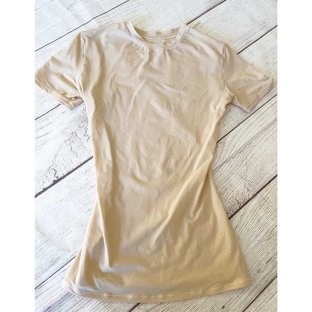SKIMS light tan top sz XXS
